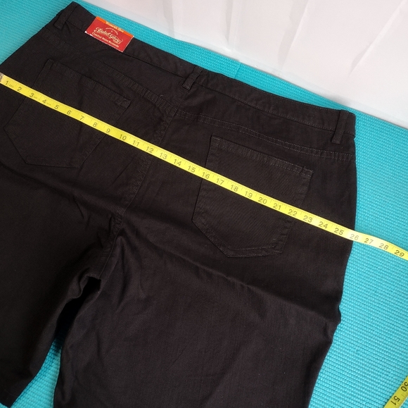 Faded Glory Comfort Stretch Waistband Womens Bermuda 26W - Picture 6 of 9